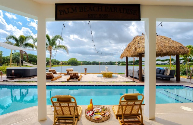 Waterfront w/ Beach, Htd Pool Cinema Gameroom Tiki