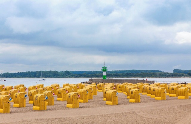 Waterkant 2 - exclusive vacation apartment at the sailing harbor in the heart of Travemünde