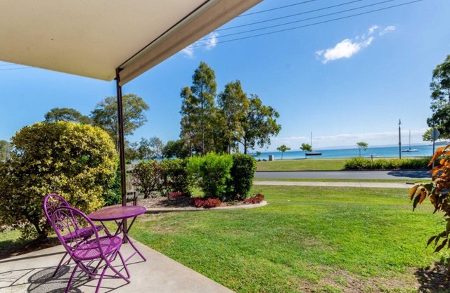 Waterviews in the Heart of Bongaree