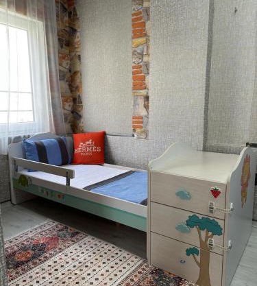 Waw daire 2 yatak odalı, oturma odası, mutfaklı