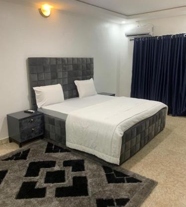 Weena Hotel & Resort