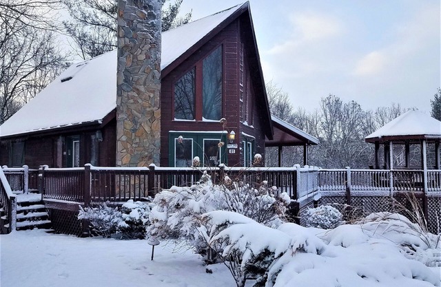 Welcome to LAZY DEER CABIN!