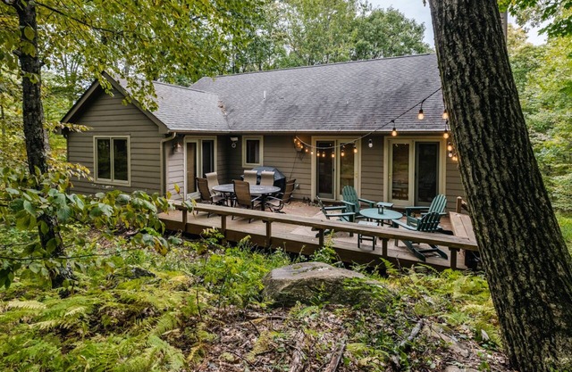 Welcome to our stunning 3-bedroom, 2-bathroom house nestled in the heart of Wintergreen, Virginia.