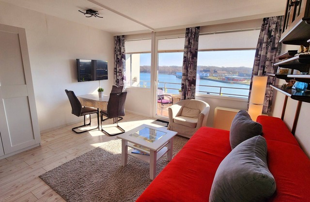 Welcome to the idyllic vacation apartment Steinwarder 35-37 SB4-011 in Heilige