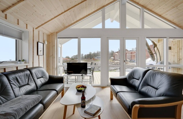 Welcome to this fantastic vacation home with sea view and lots of comfort.