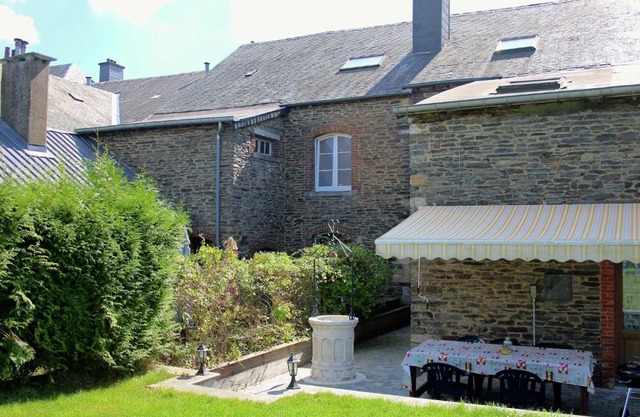 Welcoming Mansion with Sauna in Herbeumont