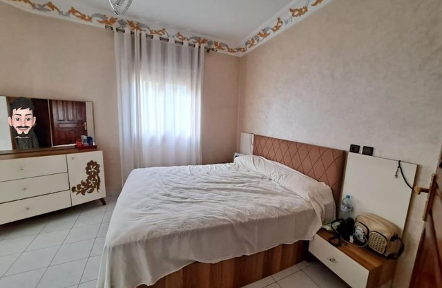 Well Furnished, Cozy apartment close to everything !