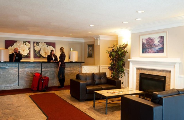 West Edmonton Mall Inn