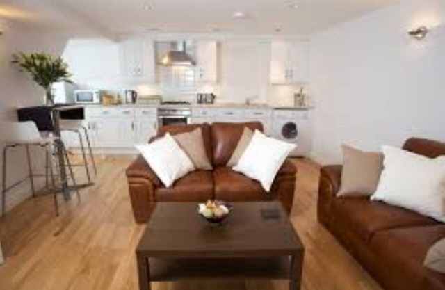 West Street Mews, A Spacious, 2 bedroom townhouse in the heart of Exeter