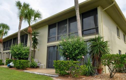 Westbay Point Moorings 274 Home