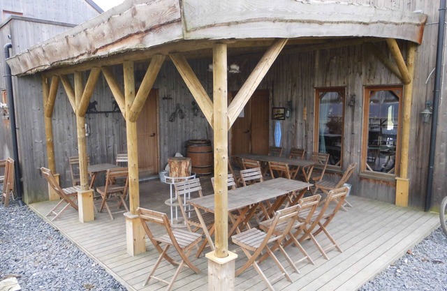 Western old time B&b in the Ardennes, room for 2 guests, ensuite bathroom