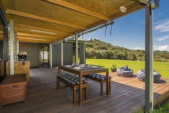 Whangapoua Hideaway - Whangapoua Bach