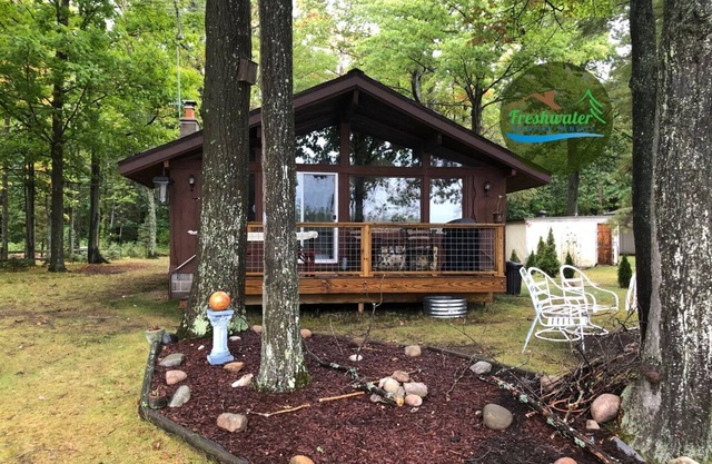 Wheeler Lake House :A Fall Getaway Like No Other – Peace, Beauty & Comfort