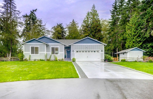 Whidbey Retreat, Peaceful & Private Getaway, Hot Tub, Fire Pit