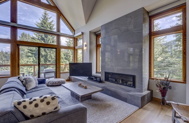 Whistler Luxury Family Home