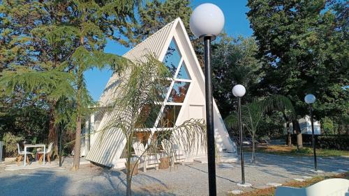 White DIAMOND in Chalkidiki