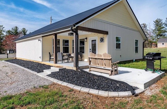 White Oak Cottage - Resort Pool, Boat Slip