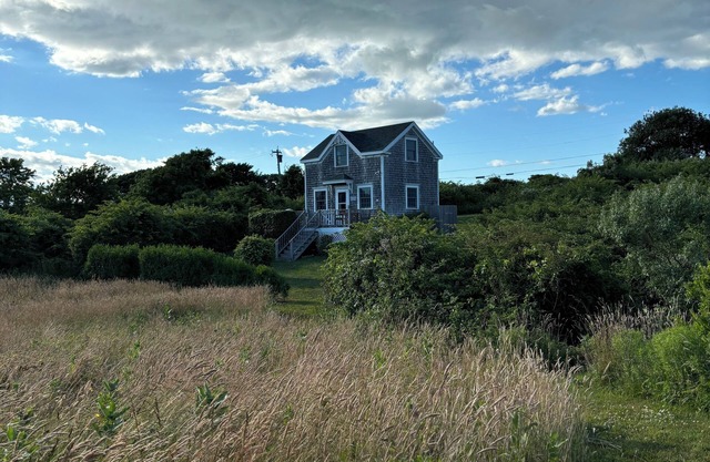 Whitegate Cottage will not be renting in 2025. Thank you to our past guests.