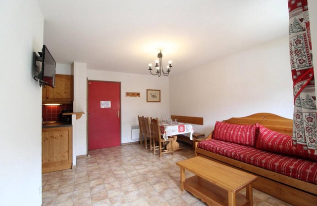 Wifi, 10m from ski slopes, 2nd floor, balcony, parking, tv, ski locker, 40m², Val Cenis