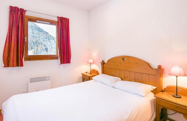 Wifi, 300m from resort center, swimming pool, sauna, tv, ski locker, 43m², Valfréjus