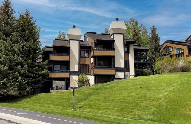 Wildflower Retreat with Resort Access | Pool, Golf, and More!