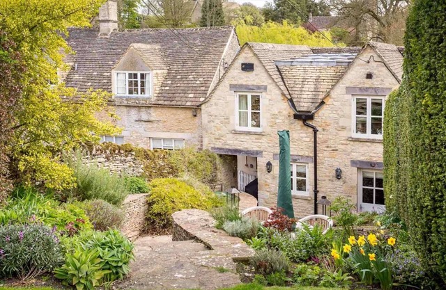 Willow Cottage