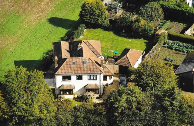 WILLOW RIDGE - a large country house with 3 rental rooms