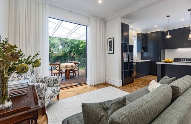 Winchester St Moonee Ponds·
