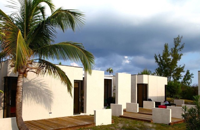 Windermere Island Beach House with Club Membership, Pool, Tennis