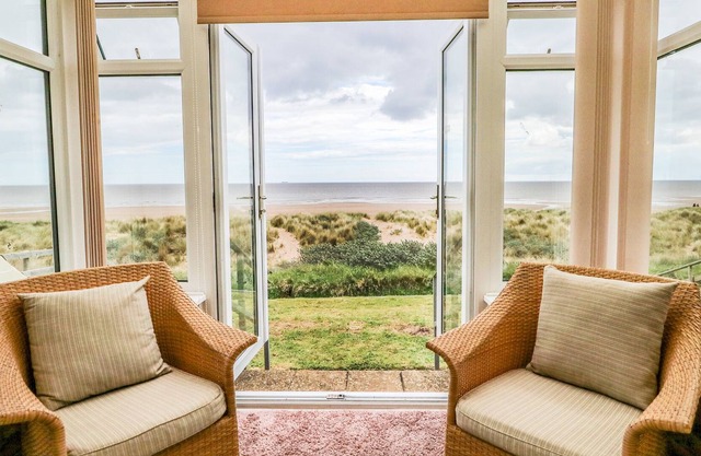 WINDYRIDGE, family friendly, with a garden in Chapel St Leonards