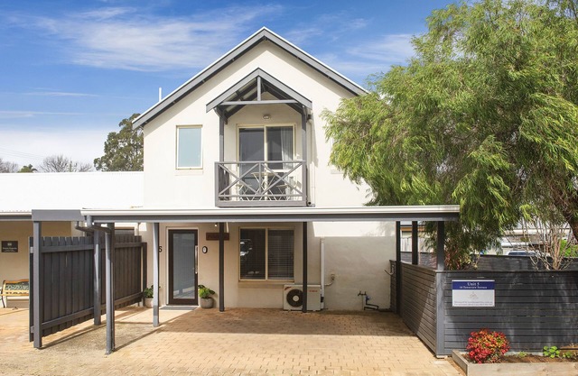 @WineNwaves Margaret River