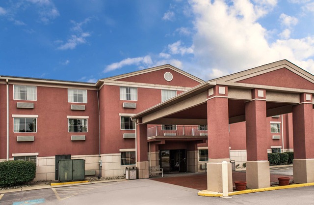Wingate by Wyndham West Mifflin