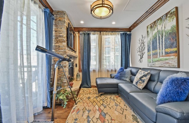 Winter Getaways Available! Ski Deer Valley! Lovely Ski Condo, Silver Strike #201, Amenity access