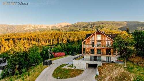 Wonder Home - Orlik Residence - Apartamenty z widokiem na Śnieżkę, blisko wyciągów, Ski Arena i Kościółka Wang