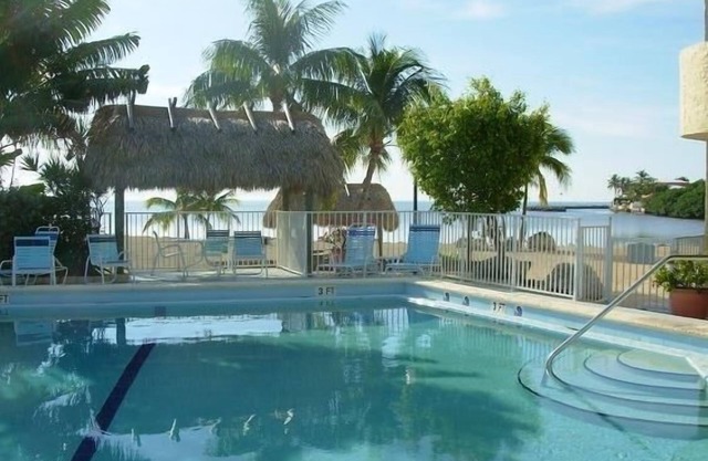 Wonderful 2 Bedroom Condo with Ocean Views