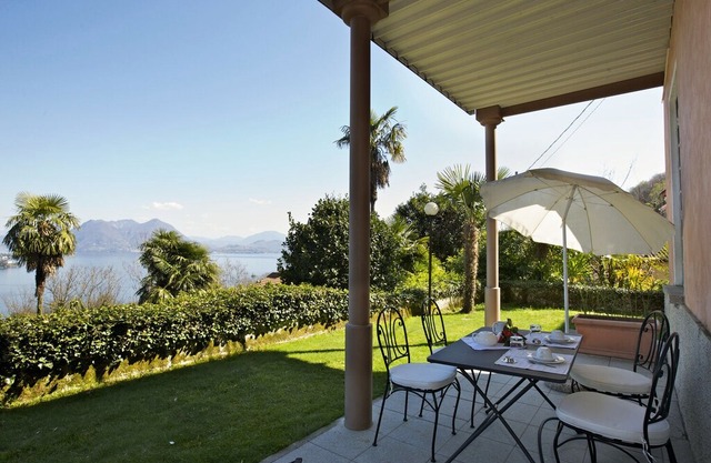 Wonderful apartment in a renowned art nouveau villa with pool and dream view