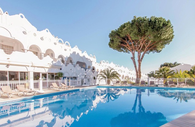 Wonderful, livable house located in a resort, quiet and equipped with all comforts.