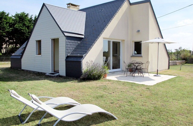 Wonderful private villa for 4 guests with TV, terrace and pets allowed