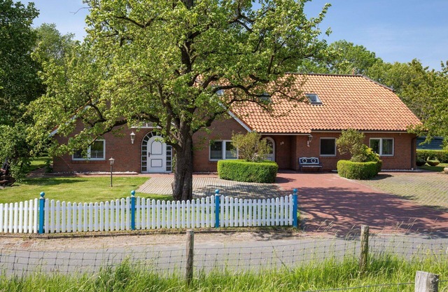 Wonderful private villa for 20 people with WIFI, TV, terrace and pets allowed