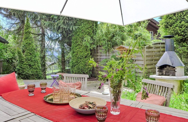Wonderful private villa for 12 guests with WIFI, TV, patio, pets allowed and panoramic view
