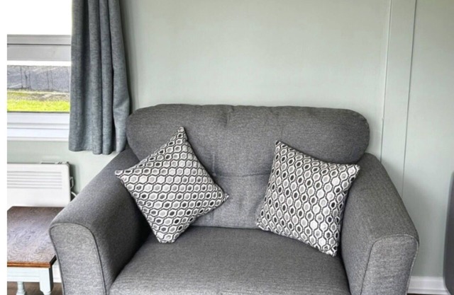 Wonderful private villa for 4 guests with WIFI, TV, patio and pets allowed