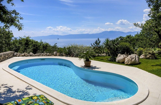 Wonderful private villa for 8 people with WIFI, private pool, A/C, TV, terrace and pets allowed