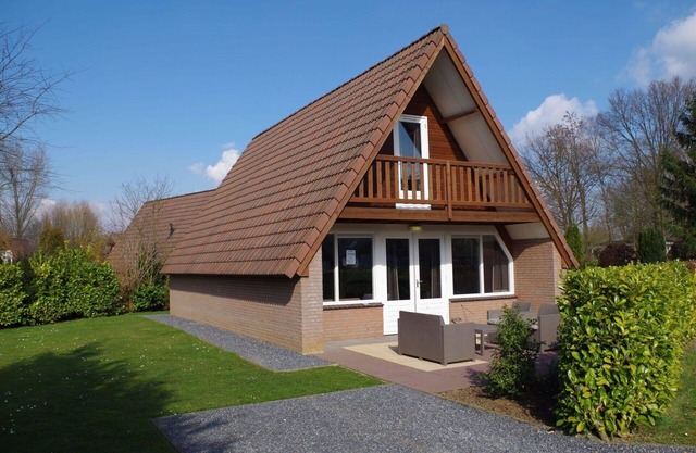 Wonderful private villa for 6 guests with pool, WIFI, TV and terrace