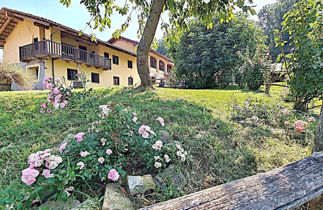 Wonderful property in a fantastic location. Family-friendly. Il Roseto I
