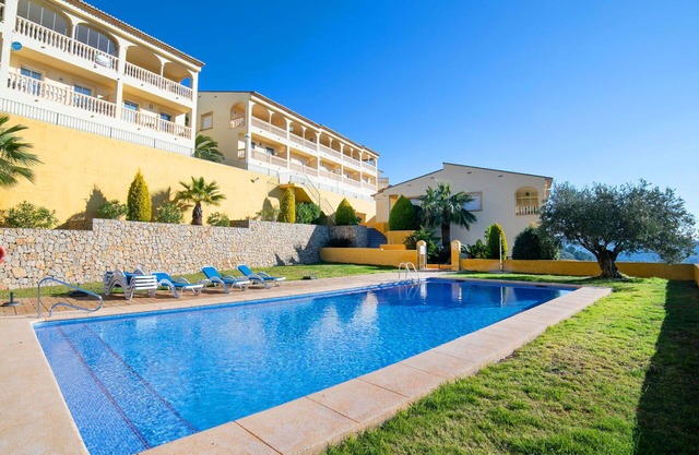 Wonderful villa for 6 guests with WIFI, pool, A/C, TV, terrace and parking