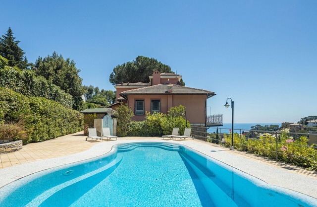 Wonderful villa for 8 guests with A/C, private pool, WIFI, TV, patio and parking