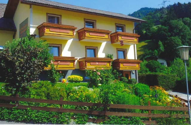 Wonderful villa for 10 people with WIFI, TV, patio and parking