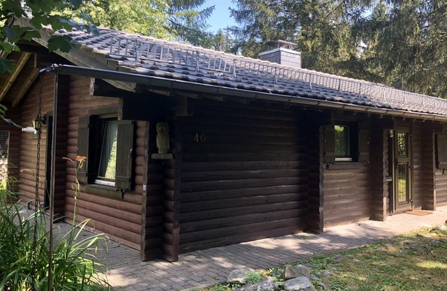 Wooden bungalow with oven, in Oberharz near a lake