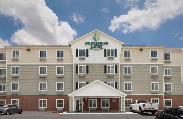 WoodSpring Suites San Antonio North Live Oak I-35