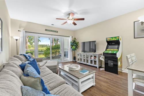World Tour Golf Resort Course-front Unit 103